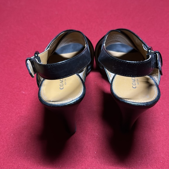 Coach black wedge she size 6.5 - Picture 4 of 6